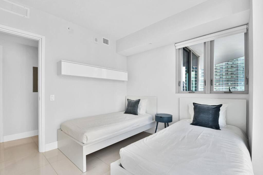 Lovely Upscale Condo Gorgeous View 2Bd 2Bath In Brickell Miami Exteriér fotografie