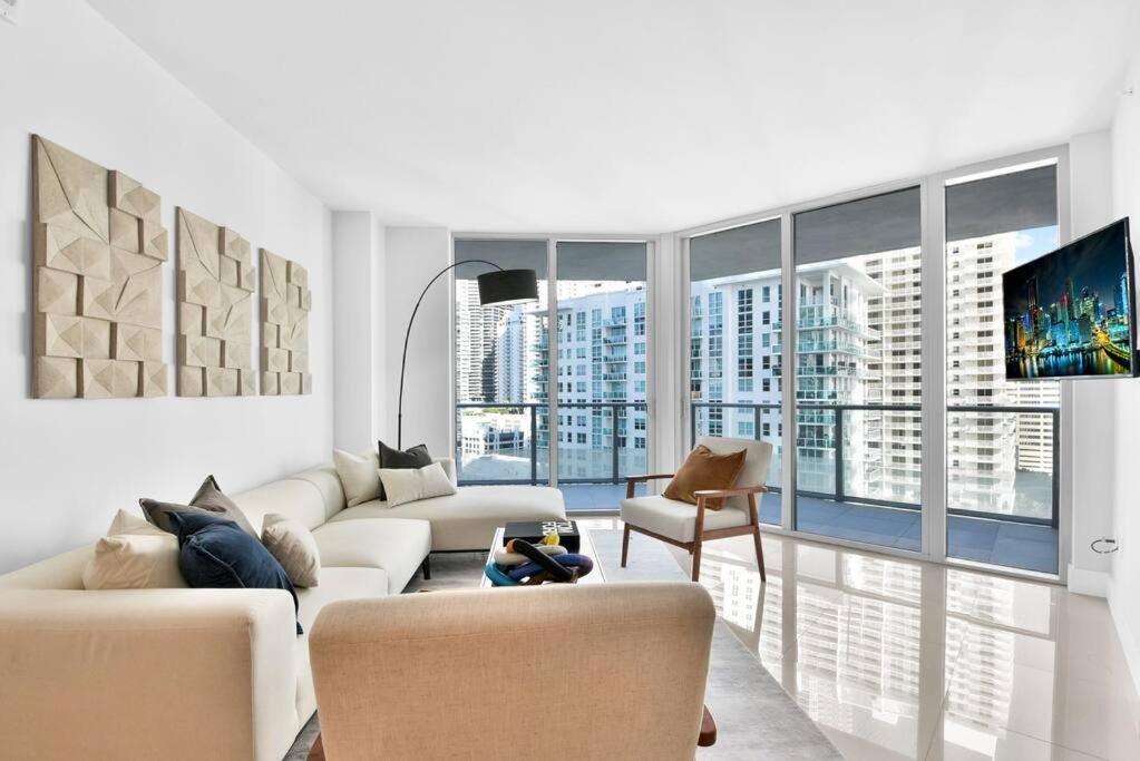 Lovely Upscale Condo Gorgeous View 2Bd 2Bath In Brickell Miami Exteriér fotografie